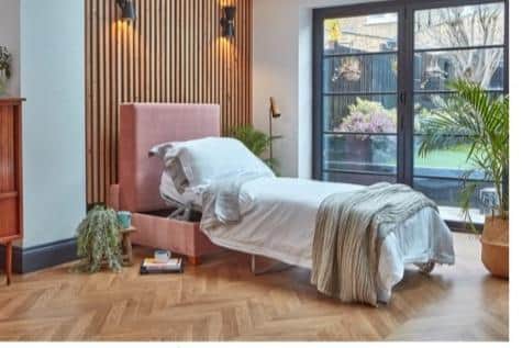 Barnet Single Bed in a Box in Easy Clean Recycled Velvet Cinder Rose
RPR £1911 / Sale price £1408 (30% discount)