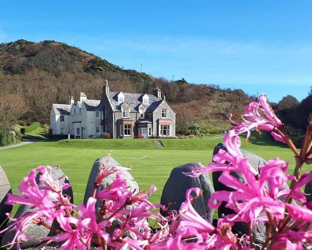 Knockinaam Lodge