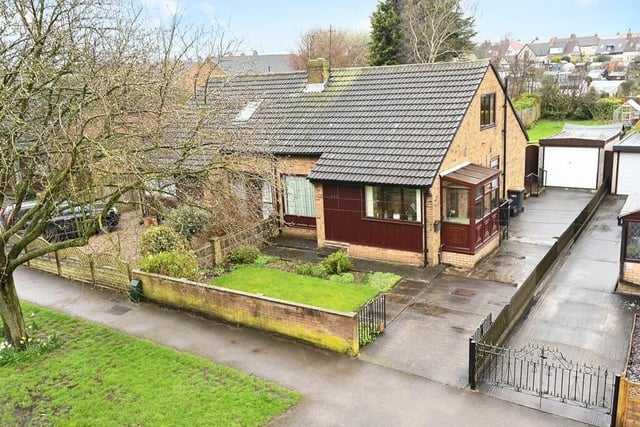 This two bedroom and one bathroom semi-detached bungalow is for sale with Verity Frearson for £250,000