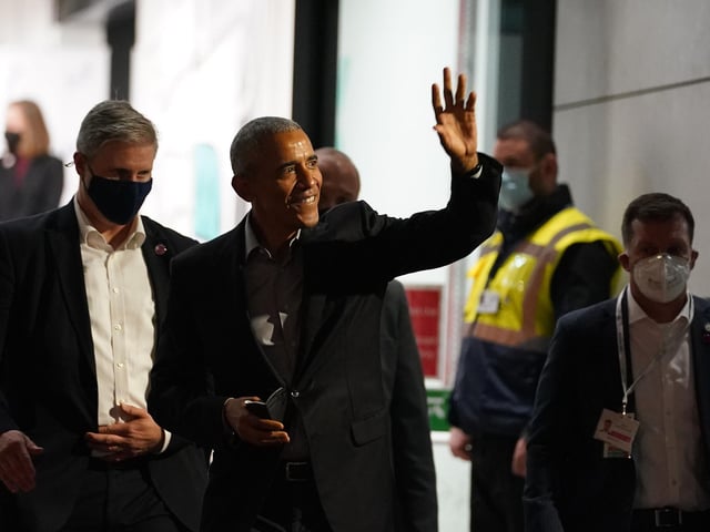Former US president Barack Obama leaves the University of Strathclyde in Glasgow during the Cop26 summit. Picture date: Monday November 8, 2021.