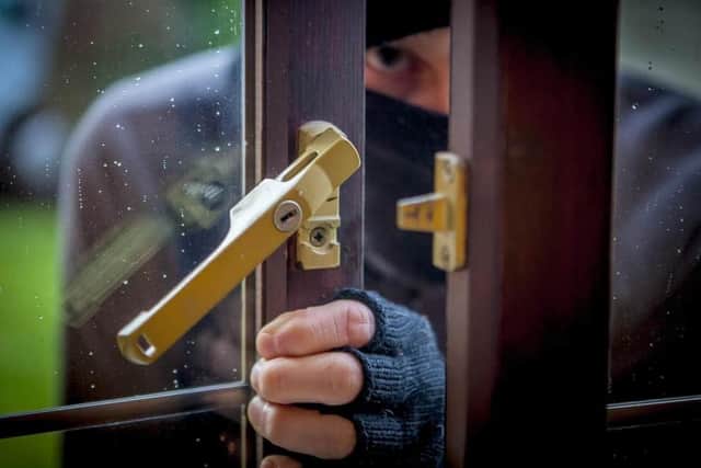 The police have issued a warning to residents following an increase in the number of 2-in-1 burglaries across Harrogate