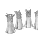 A Set of Five Elizabeth II Silver Stirrup Cups by Richard Comyns, London, 1970 – Estimate: £1,500-2,500