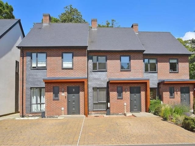 This two bedroom and one bathroom terraced house is for sale with Verity Frearson for £275,000