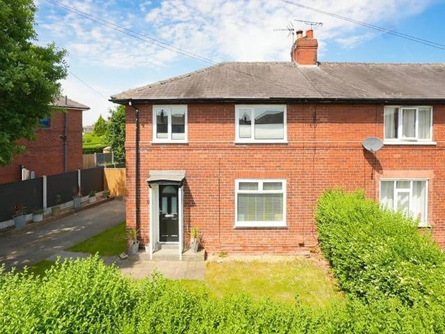 This three bedroom and one bathroom end terrace house is for sale with Linley & Simpson for £280,000