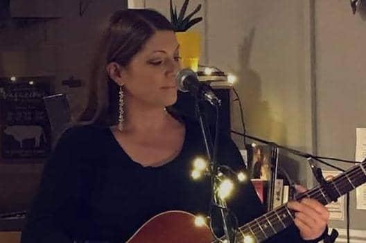 Talented singer-songwriter Edwina Hayes is playing at Thorner Victory Hall.