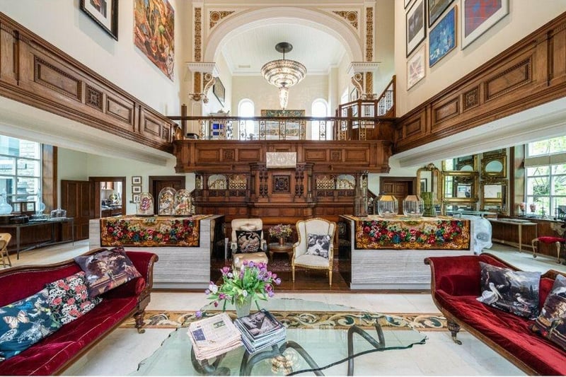 Inside Chapel House: a spacious and versatile interior with the wow factor!