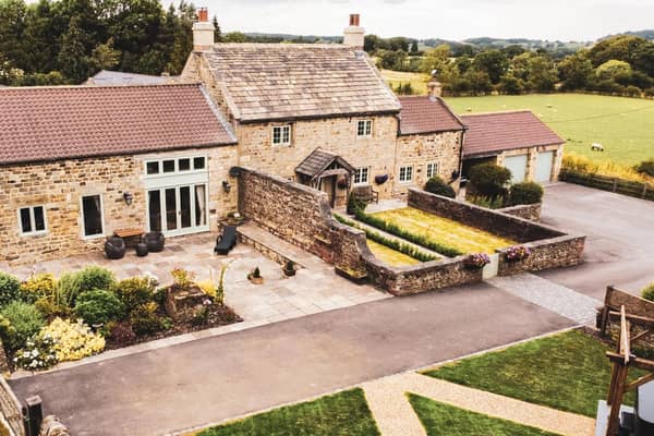 This fully renovated farmhouse with five bedrooms and five bathrooms occupies a highly private position near the desirable location of Fountains Abbey.