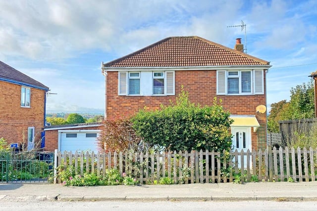 This three bedroom and one bathroom detached house is for sale with Verity Frearson for £280,000