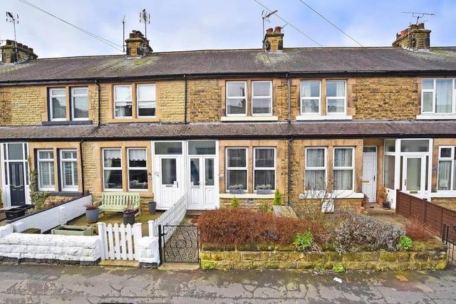 This two bedroom and one bathroom terraced house is for sale with Verity Frearson for £239,950