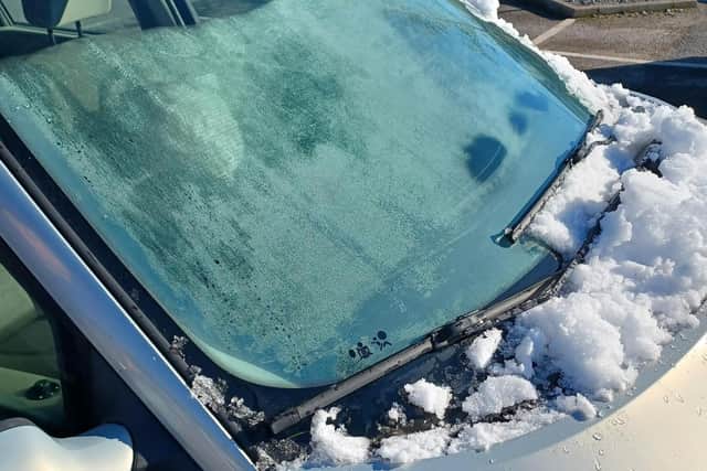 North Yorkshire Police have issued a warning to motorists to ensure they clear their front windscreens of snow and ice before driving