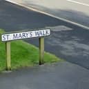 The council has said that it will reinstate the controversial St Mary's Walk street sign with its apostrophe
