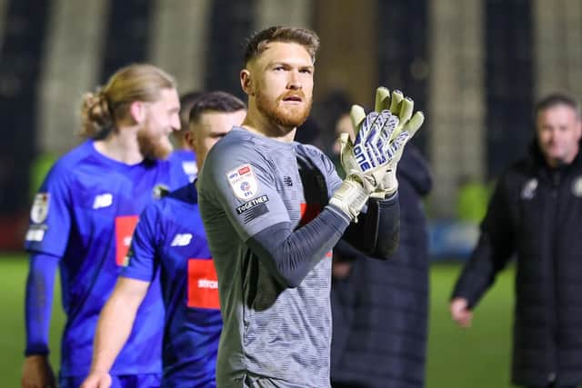 Sulphurites goalkeeper Mark Oxley played a big part in ensuring that his side came away from their trip to North Lincolnshire with a share of the spoils.