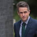 Born in Scarborough, Sir Gavin Williamson is an MP who has served in the cabinet of Prime Ministers Rishi Sunak and Theresa May. He is widely known mishandling the GCSE and A-Level exams fiasco in 2020 as Education Secretary. He attended East Ayton Primary, Raincliffe School, and Scarborough Sixth Form College.