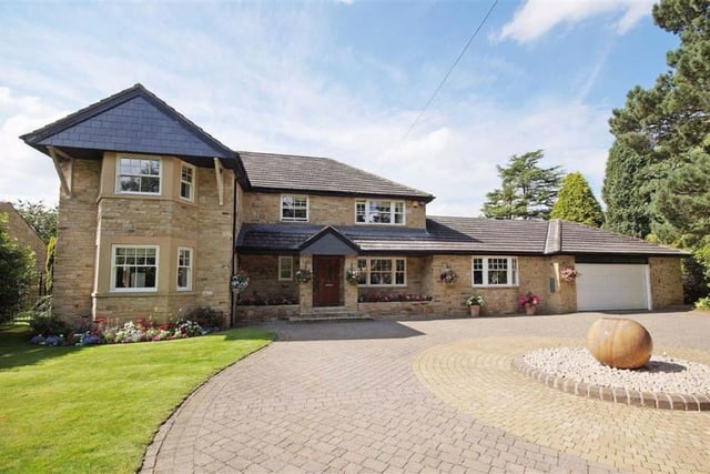 This five bedroom and four bathroom detached house was sold for £1,475,000 on 28 June 2022