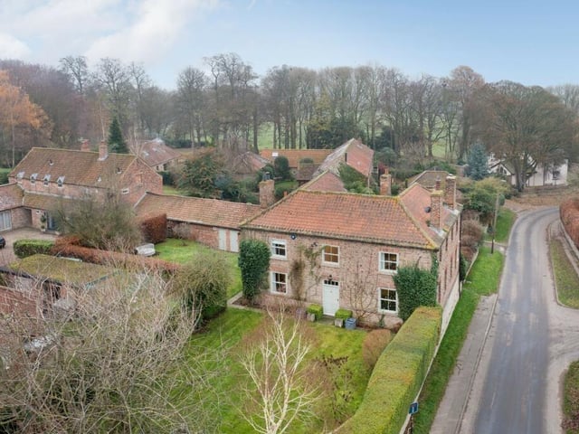 An overview of the property in its rural surroundings.