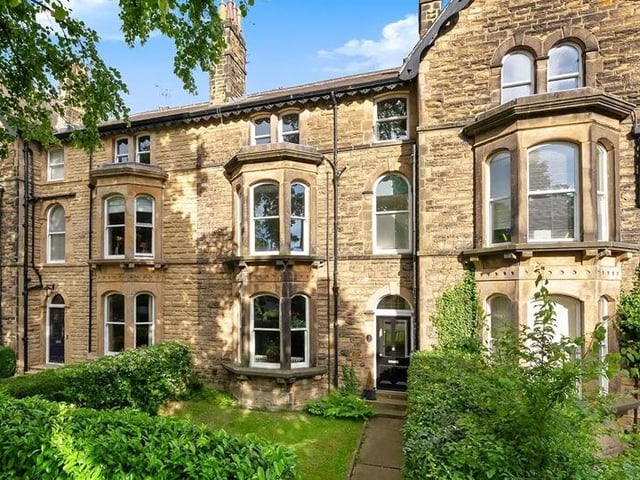 This six bedroom and three bathroom terraced house is for sale with Verity Frearson for £1,200,000