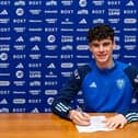 Archie Gray has put pen-to-paper on a new long term deal at Leeds United, keeping him at the club until 2028