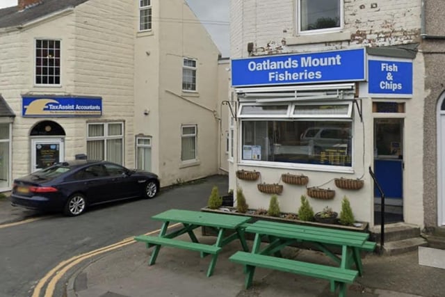 Oatlands Mount Fisheries is located in Harrogate, HG2 8DQ.