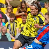 Harrogate Town 3 Grimsby Town 3: Simon Weaver focuses on positives despite seeing Sulphurites throw away two-goal lead