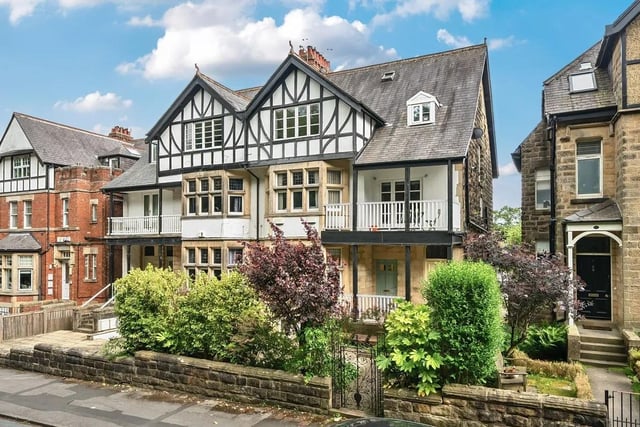 This two bedroom and two bathroom flat is for sale with Myrings Estate Agents for £329,950
