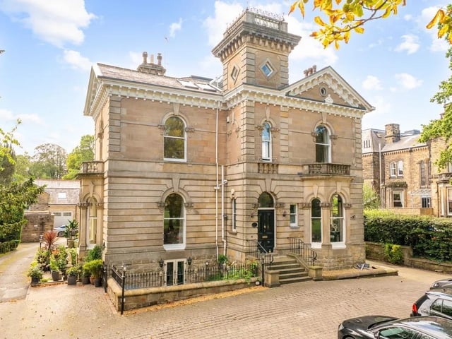 This two bedroom and two bathroom flat is for sale with Myrings Estate Agents for £825,000