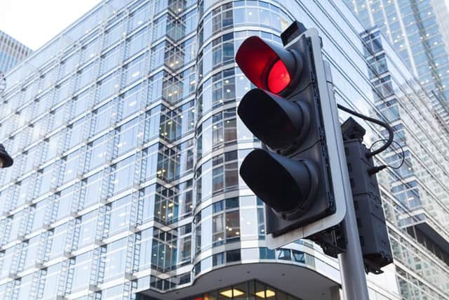 The correct procedure at traffic lights still catches out many driving test candidates