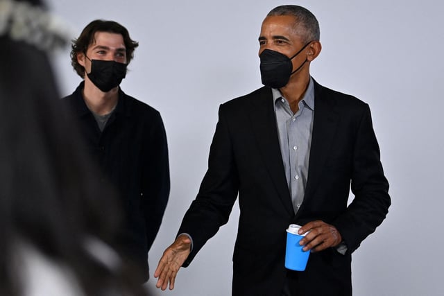 Former US President Barack Obama arrived to speak at an event at the University of Strathclyde in Glasgow on November 8, 2021, during the COP26 UN Climate Change Conference
