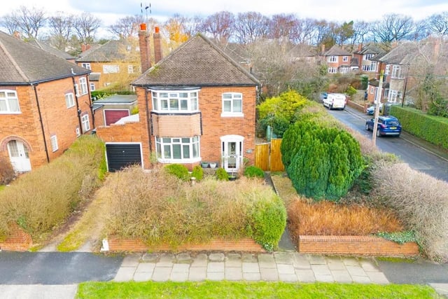 This three bedroom and one bathroom detached house is for sale with Verity Frearson for £465,000