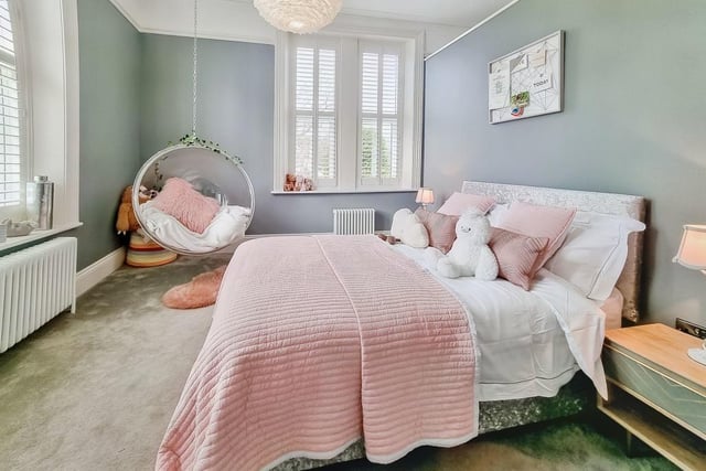 Another light and airy double bedroom with a double aspect.