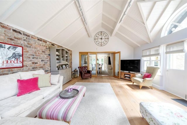 The versatile garden room.