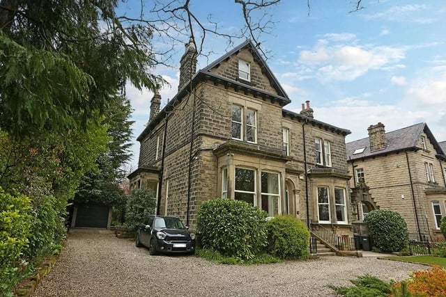 This three bedroom and three bathroom flat is for sale with Nicholls Tyreman for £1,000,000