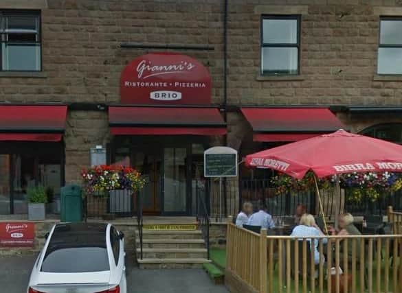 Gianni's describes itself as having a menu "based on simple Italian classic food where the taste and quality stands for what they believe in." They promise a "true Italian experience."