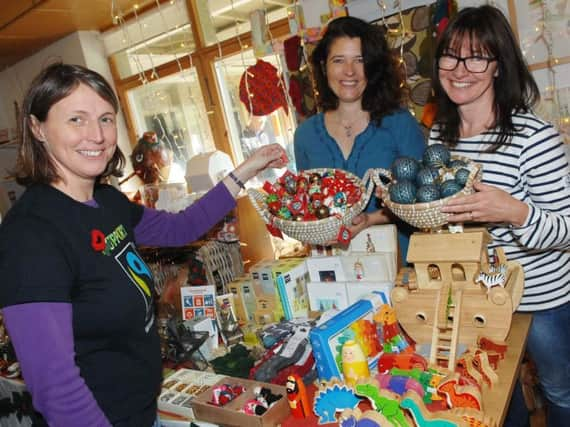 Chair of the Harrogate Fairtrade Group Jane Kennerley with Vicky Wild and Anthea Sanders. (1811101AM1)