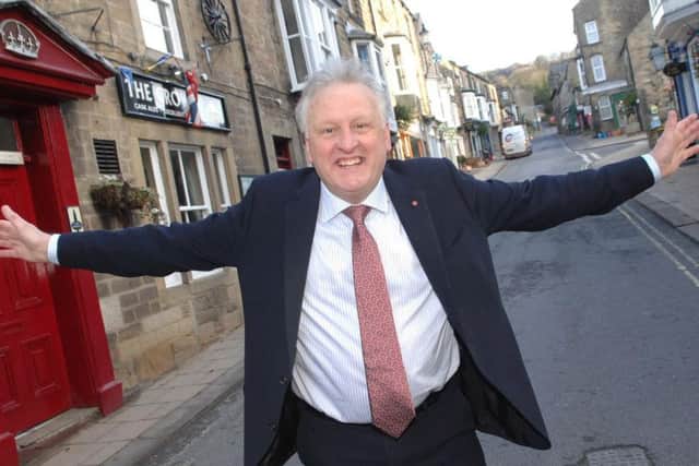 Great British High Street winner for 2017 - Keith Tordoff on Pateley Bridge High Street. (1811261AM6)