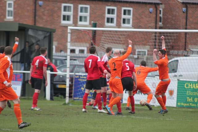 Knaresborough Town 0 V 3 Louth Town
