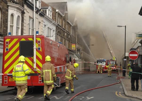 NADV 1403181AM14 Fire on Albert Street. Picture : Adrian Murray. (1403181AM14)