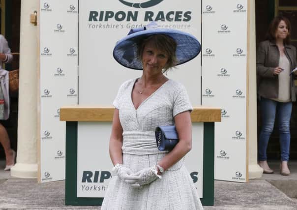 WINNER MICHELLE METCALFE (BLUE HAT)
Accountant from Norwood in North Yorkshire.
LADIES DAY 2016
RIPON RACECOURSE
16th June 2016
Pic: Louise Pollard