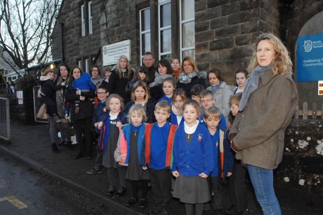 Parents urgent call for gritting outside Harrogate primary school 