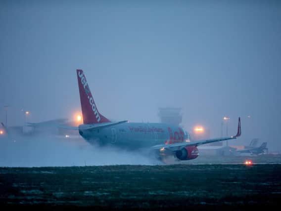 A Jet2 plane lands in snow (Charlotte Graham)