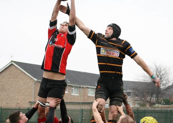 Baildon RUFC and Harrogate Pythons fight for the ball at a line-out