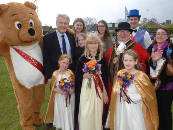 Last year's Bilton Gala: Gala Queen Lottie Hullah, her attendants Bessie Bandeira and Ruby Cryer, the former Mayor of Harrogate, Coun. Nick Brown, Andrew Jones MP and Billowby the Bear. (1705012AM21).