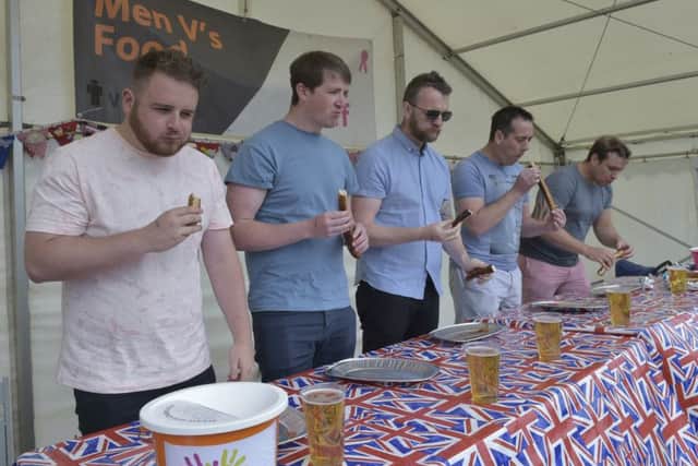The Great British Food festival at Harewood sat 26th may 2018. open till Banl Holiday Monday
A good audience for the charity sausage eating contest at  the Men v Food  event